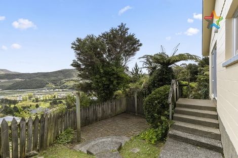 Photo of property in 45b Lord Street, Stokes Valley, Lower Hutt, 5019