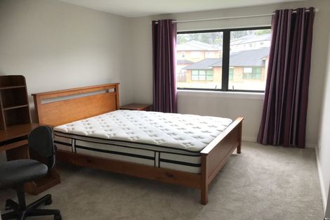 Photo of property in 23 Corricvale Way, Northcross, Auckland, 0632