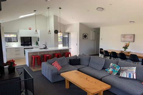 Photo of property in 39 Kingfisher Crescent, Albert Town, Wanaka, 9305