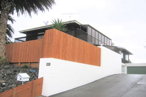 Photo of property in 2/42a Hastings Road, Mairangi Bay, Auckland, 0630