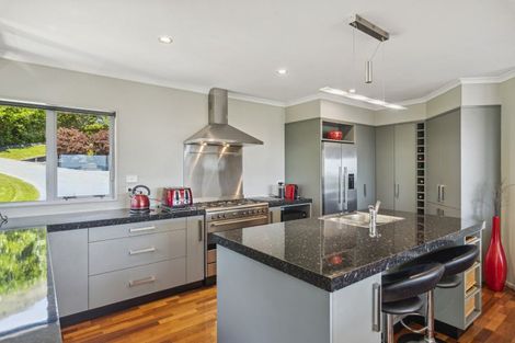 Photo of property in 27a Kotare Street, Waikanae, 5036