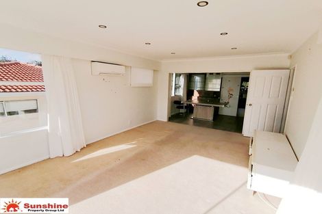 Photo of property in 29 Galaxy Drive, Mairangi Bay, Auckland, 0630