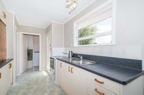 Photo of property in 36 Tararua Terrace, Cloverlea, Palmerston North, 4412