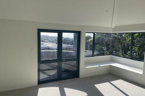 Photo of property in 1/12 Aotearoa Terrace, Murrays Bay, Auckland, 0630