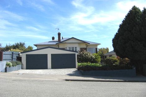 Photo of property in 2 Avenue Road, West End, Timaru, 7910