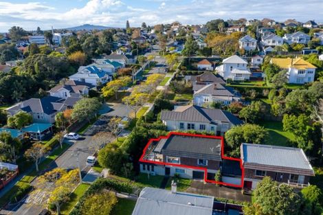 Photo of property in 2/8 Rotomahana Terrace, Remuera, Auckland, 1050