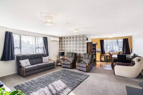 Photo of property in 23d Saunders Place, Redwood, Christchurch, 8051