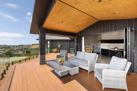 Photo of property in 20 Blackberry Way, Welcome Bay, Tauranga, 3175