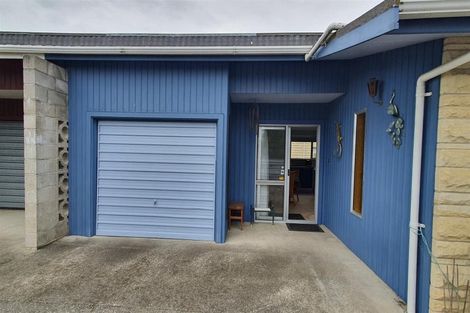 Photo of property in 8 Bond Street, Waimate, 7924