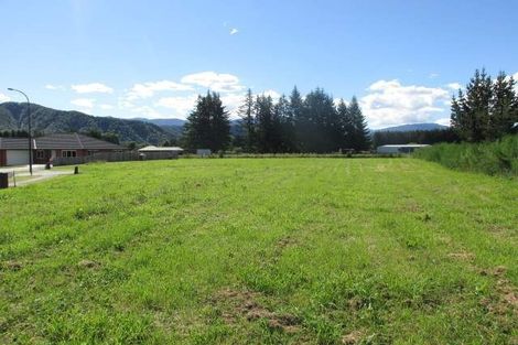 Photo of property in 17 Wicken Place, Reefton, 7830