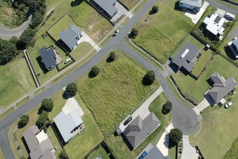 Photo of property in 2 Pipi Place, Baylys Beach, 0377