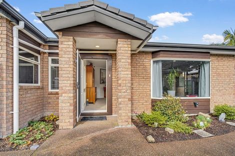 Photo of property in 8 Chalmers Close, Orewa, 0931