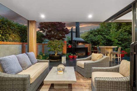 Photo of property in 66 Straven Road, Fendalton, Christchurch, 8014