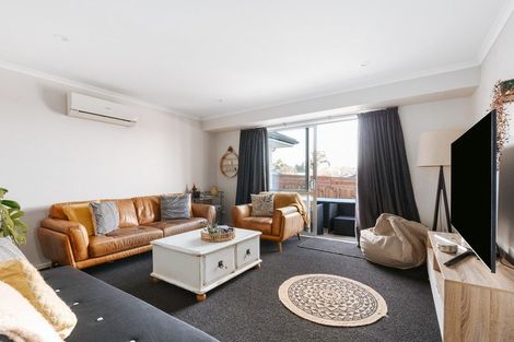 Photo of property in 31 Fairfax Crescent, Pyes Pa, Tauranga, 3112