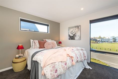 Photo of property in 77 Manakura Street, Russley, Christchurch, 8042