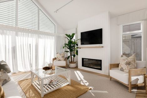 Photo of property in 10 Montiicola Drive, Papamoa Beach, Papamoa, 3118