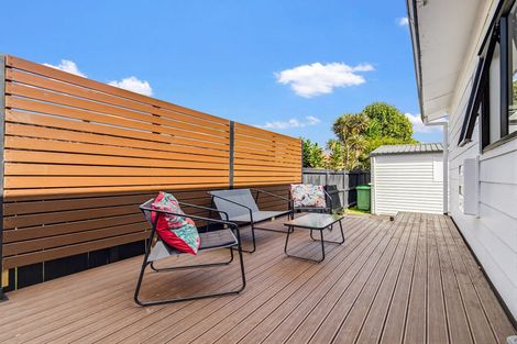 Photo of property in 13 Elisa Lane, Ranui, Auckland, 0612