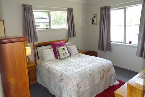 Photo of property in 44 Hokio Beach Road, Levin, 5510