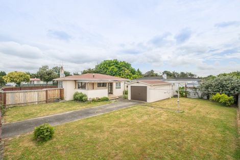 Photo of property in 1 Austin Place, Awapuni, Palmerston North, 4412