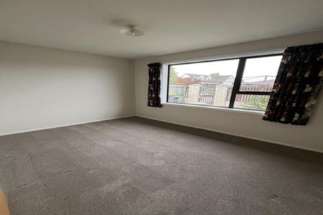 Photo of property in 1/17 Aberfoyle Place, Parklands, Christchurch, 8083