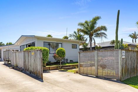 Photo of property in 89c Simpson Road, Papamoa Beach, Papamoa, 3118