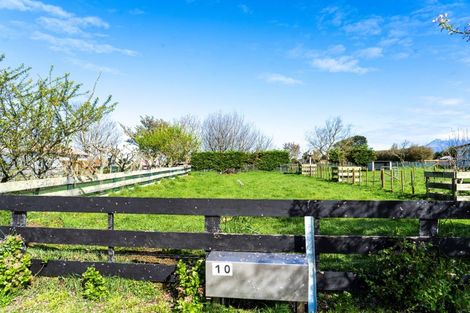 Photo of property in 33 High Street, Eltham, 4322