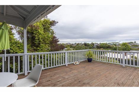 Photo of property in 10 Clifton Terrace, West End, Timaru, 7910