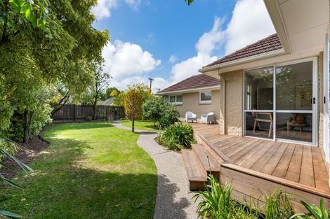 Photo of property in 1/24 Camelot Street, Ilam, Christchurch, 8041