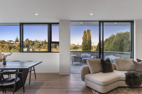 Photo of property in 73 West End Road, Westmere, Auckland, 1022