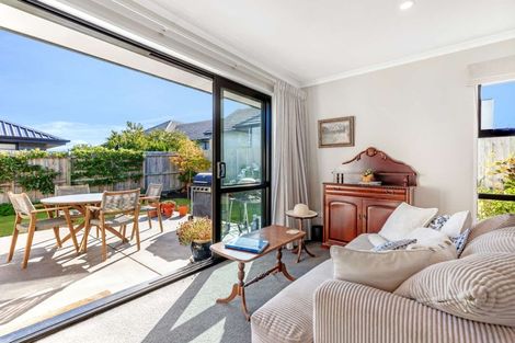 Photo of property in 27 Katrine Drive, Marshland, Christchurch, 8083