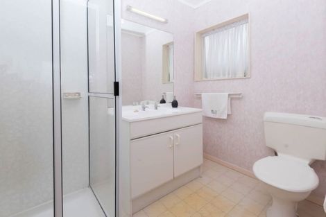 Photo of property in 2/27 Channing Crescent, Botany Downs, Auckland, 2010