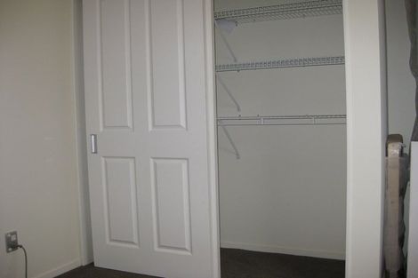 Photo of property in 17 Melmore Place, Pinehill, Auckland, 0632