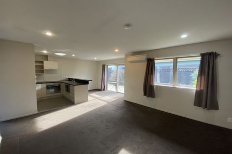 Photo of property in 2/105 Rattray Street, Riccarton, Christchurch, 8041