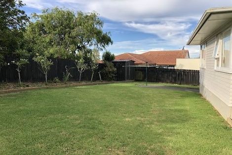 Photo of property in 4 La Trobe Street, Pakuranga Heights, Auckland, 2010