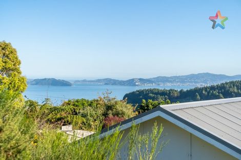Photo of property in 24 Titiro Moana Road, Korokoro, Lower Hutt, 5012