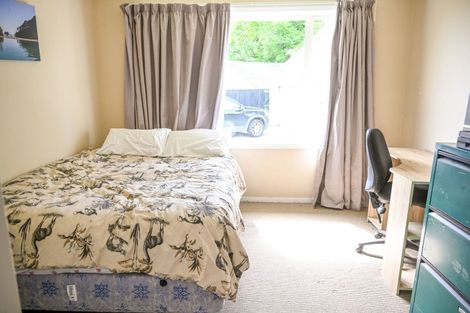 Photo of property in 21 Wildwood Avenue, Wainoni, Christchurch, 8061