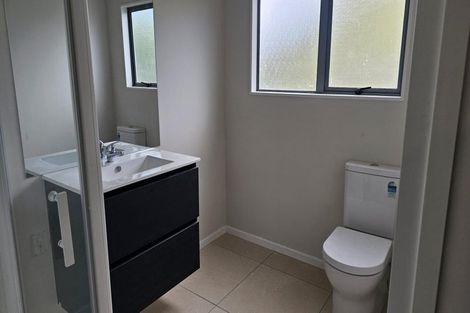 Photo of property in 283a Don Buck Road, Massey, Auckland, 0614