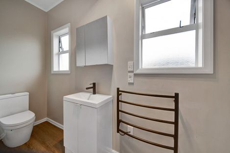 Photo of property in 38 Pembroke Road, Stratford, 4332