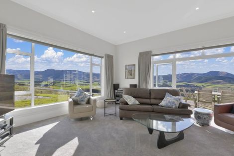 Photo of property in 67 Macraes Road, Waynes, Palmerston, 9483