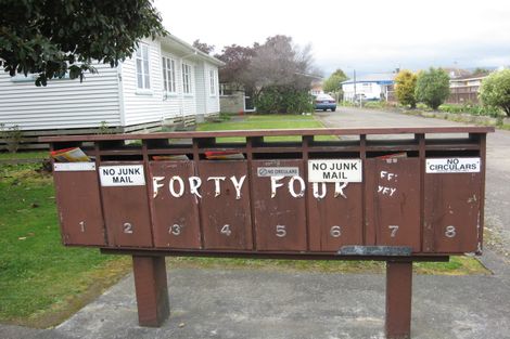 Photo of property in 44 Cambridge Street, Levin, 5510