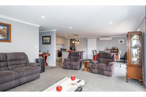 Photo of property in 2b Mueller Drive, Oceanview, Timaru, 7910