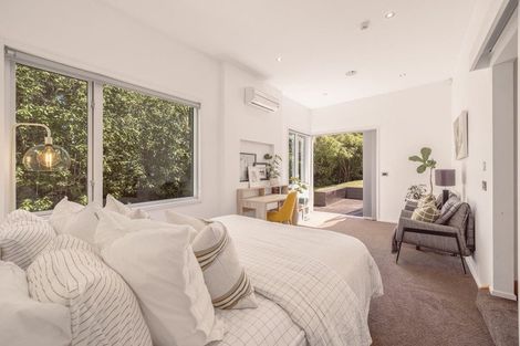 Photo of property in 277 Cannon Hill Crescent, Mount Pleasant, Christchurch, 8081