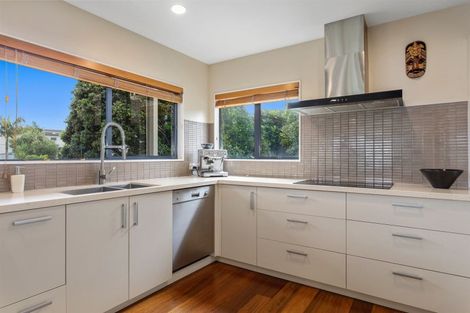 Photo of property in 10 Rangitukehu Street, Ohope, 3121