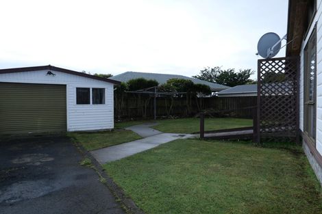 Photo of property in 7 Nugget Grove, Raumati Beach, Paraparaumu, 5032