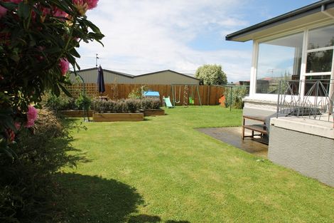 Photo of property in 12 Esk Place, Mosgiel, 9024