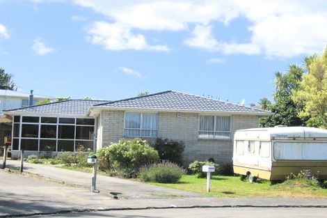 Photo of property in 21 Haylock Grove, Totara Park, Upper Hutt, 5018