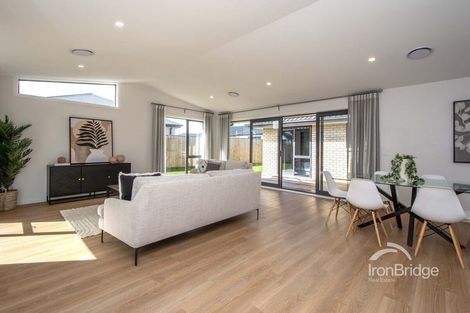 Photo of property in 35 Blue Jacket Drive, Halswell, Christchurch, 8025