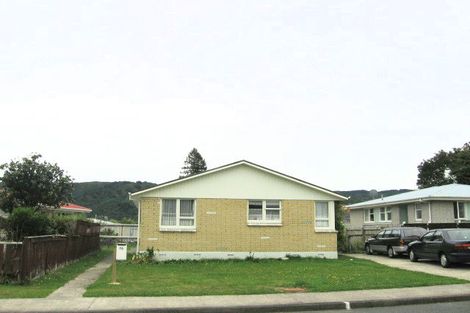 Photo of property in 73 Hillside Drive, Maoribank, Upper Hutt, 5018