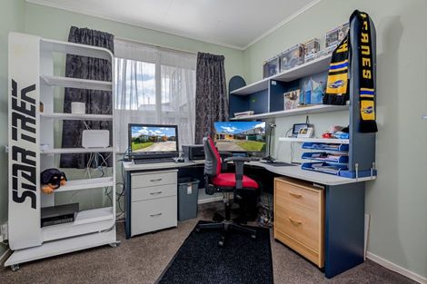 Photo of property in 43 Benmore Avenue, Cloverlea, Palmerston North, 4412