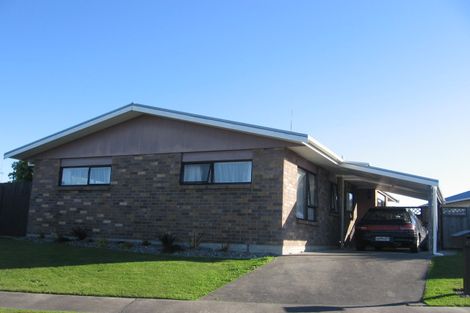 Photo of property in 17 Mercury Street, Milson, Palmerston North, 4414